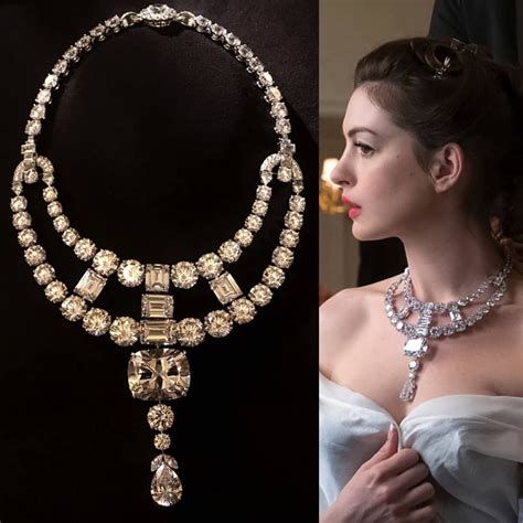 oceans 8 cartier gif|the ocean's 8 necklace.